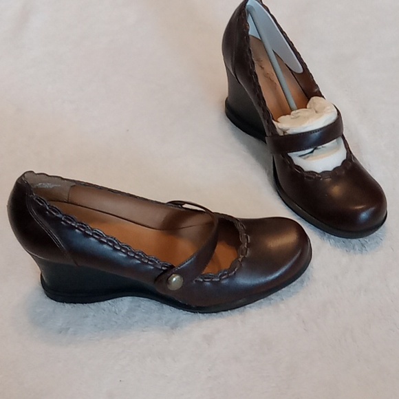 New Miss Bison wedge heel shoes - Picture 5 of 6